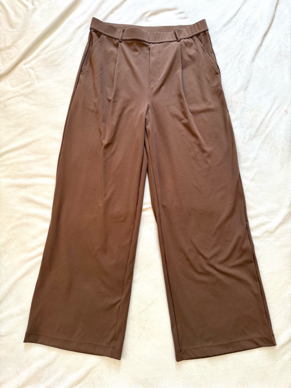 HALARA Wide Leg Pants in SEPIA